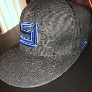 Sean John Fitted 7&3/4 Like New